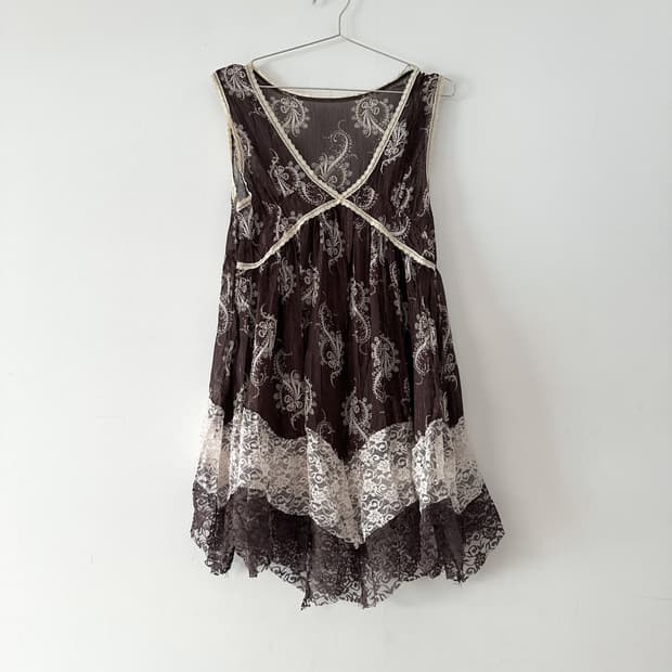 Paisley lace mix sleeveless top & ops