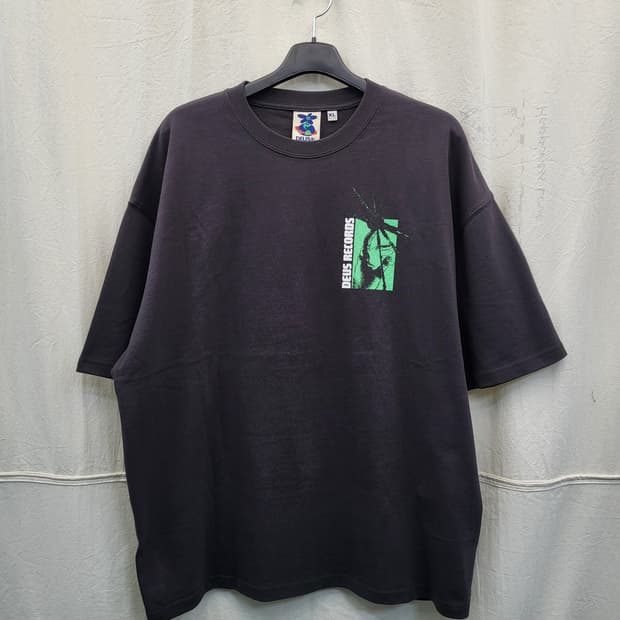 데우스 레코드 프린팅 반팔티