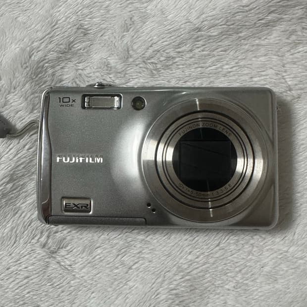 후지필름 파인픽스 f70exr 아일릿 원희 하투하 지우 디카