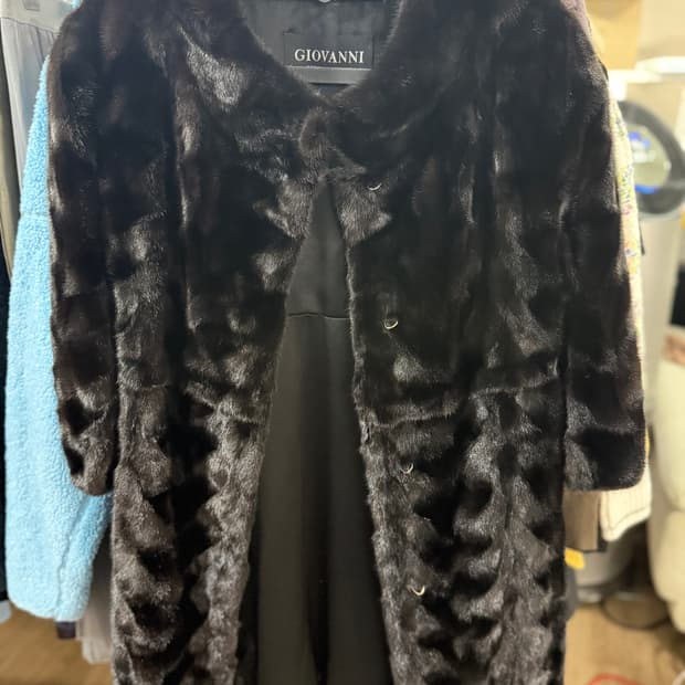 지오바니 블랙 밍크 코트 55