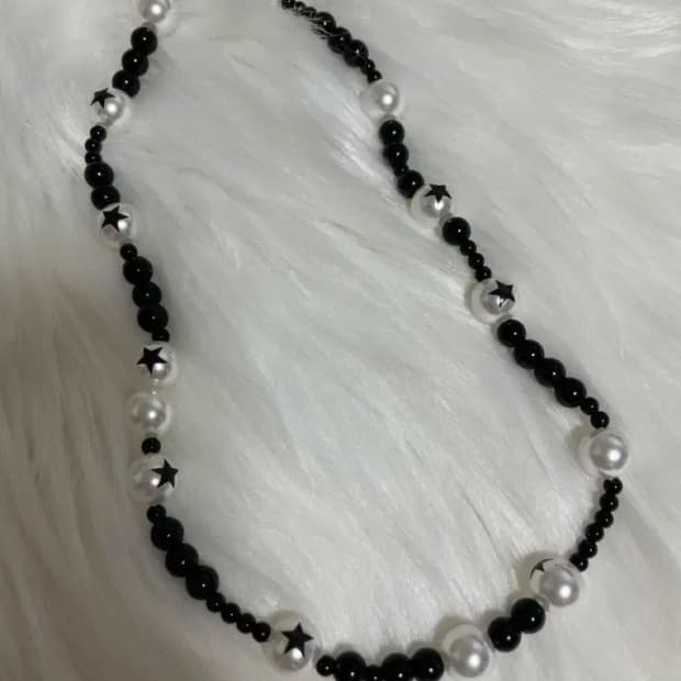 별 진주 비즈 목걸이
