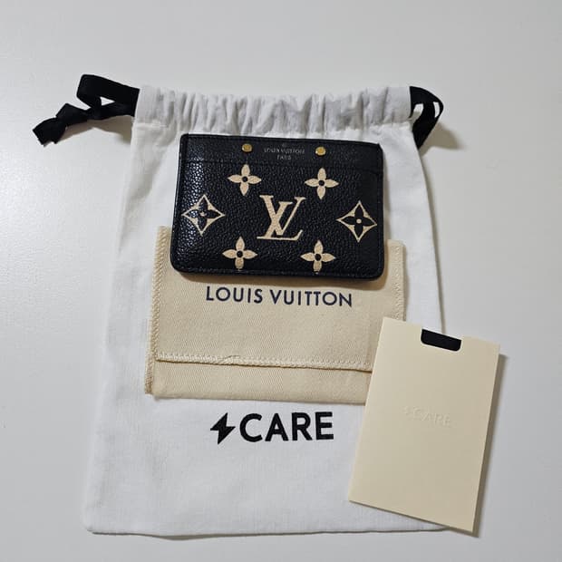 루이비통 앙프렝뜨 카드지갑 (정품)
