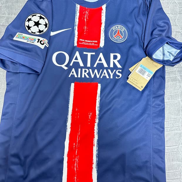 24-25 파리생제르맹(PSG) 홈 축구유니폼 흐바차 7번 M(100)