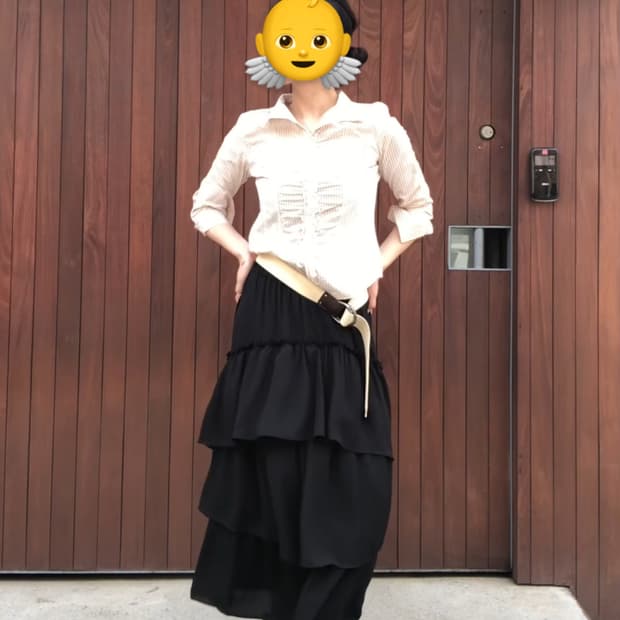 frill glitter shirt