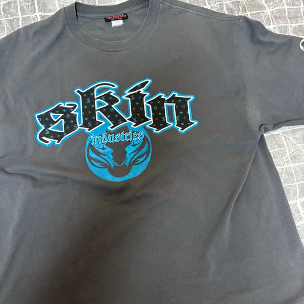 빈티지 스킨인더스트리스 반팔 L