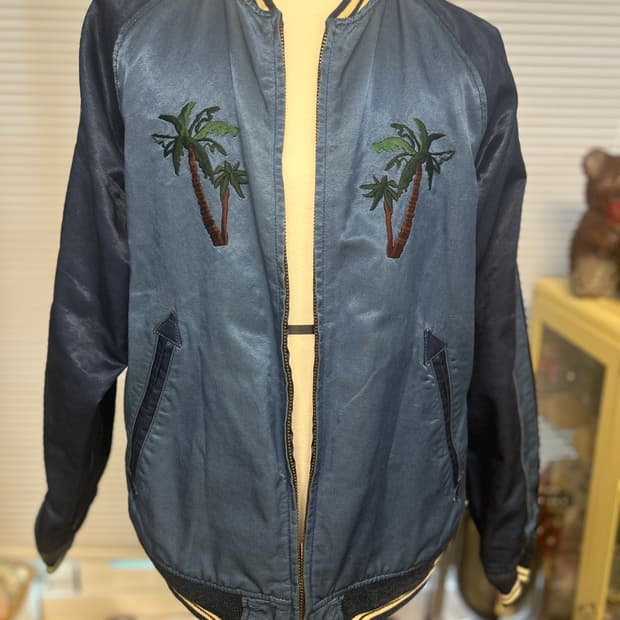 REMI RELIEF 레미릴리프 빔즈별주 리버시블 하와이 스카잔 자수 L