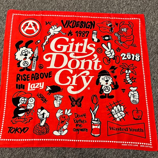 베르디 Girls Don't Cry 레드 반다나