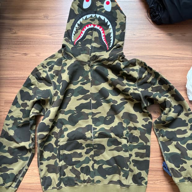 베이프 샤크후드 녹계 새상품 m,L