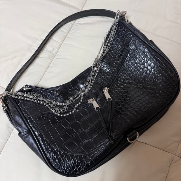 이우가마카라스 트리플 체인 악어가죽 숄더백