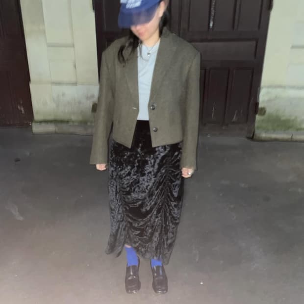 에토스 벨벳셔링 스커트 m