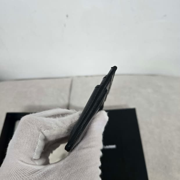 [보증서 정품] 입생로랑 로고 카드지갑