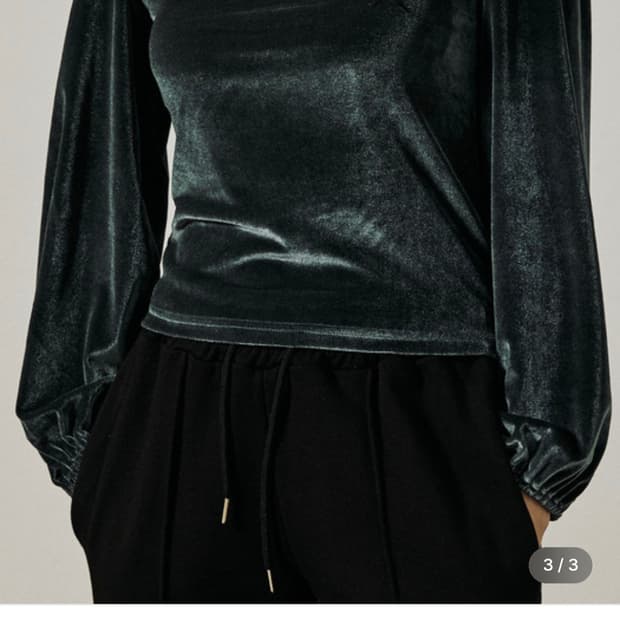 키티포터리 벨벳 스퀘어넥 M