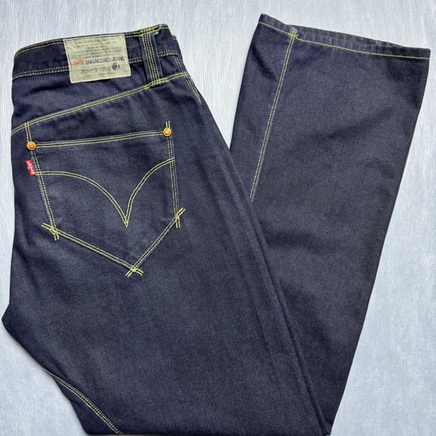 리바이스 엔지니어드 진 (Levi’s Engineered Jeans) 1