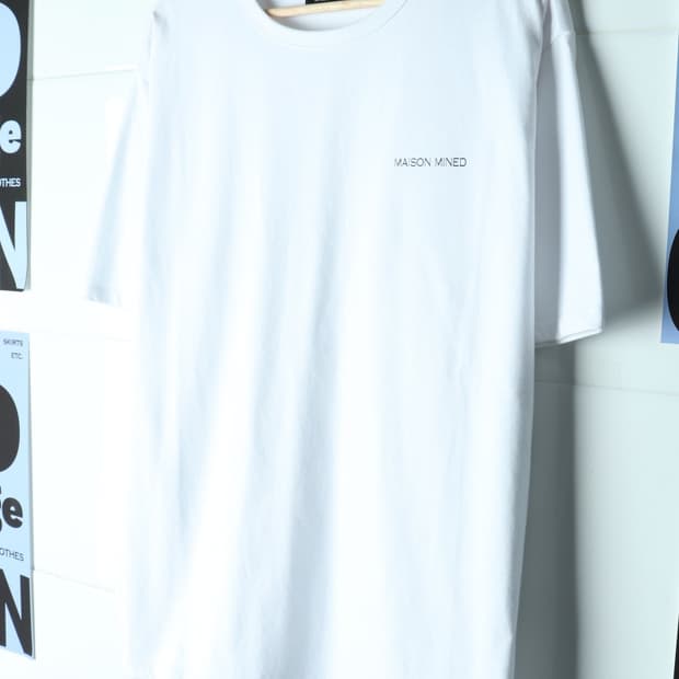 (L-XL) 메종미네드 반팔 티셔츠 레터링 화이트 올드스쿨-H34394