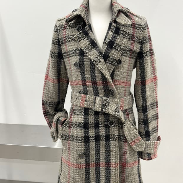 버버리 브릿 노바체크 벨티드 울 코트 