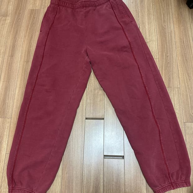 트루릴리전 스웨트팬츠