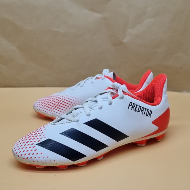 아디다스 프레데터20.4 축구화235
