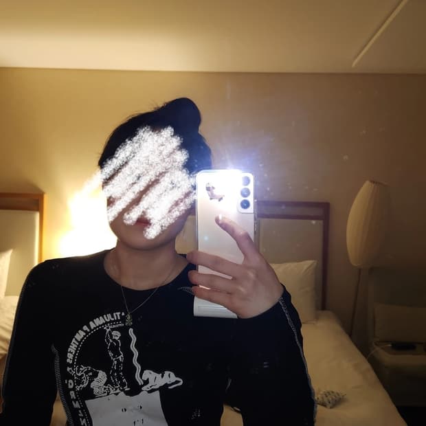 ♡ 블랙 언발란스 오버로크 크롭 면 티 ♡