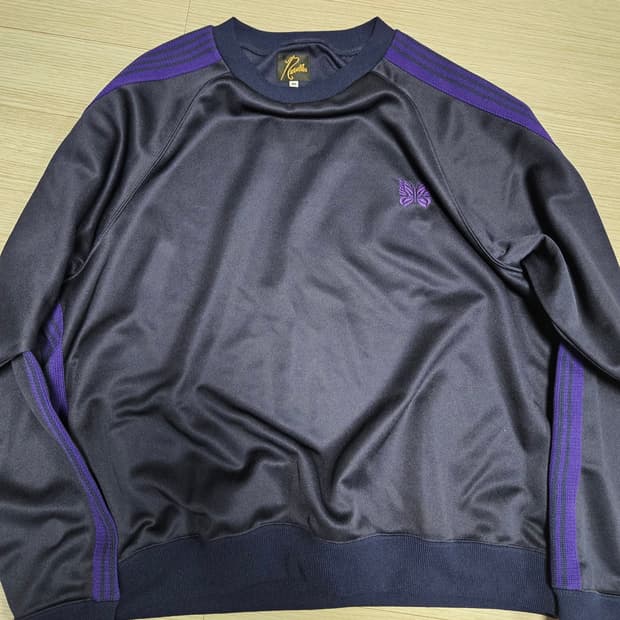 (M) 니들스 23fw 크루넥 네보