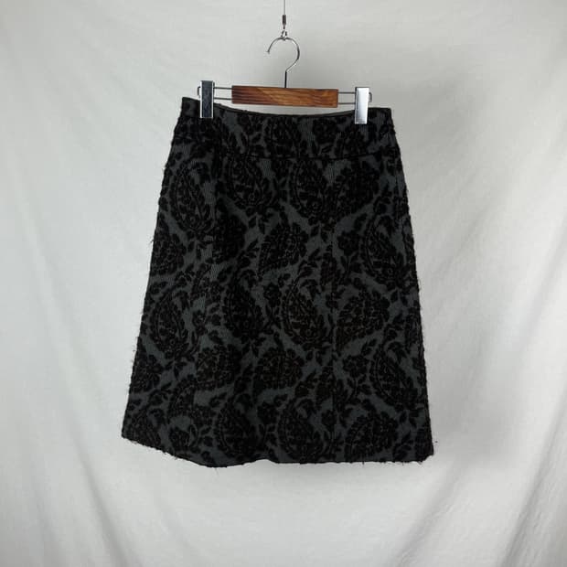Scapa (maede in japan) 페이즐리 패턴 미디 스커트 