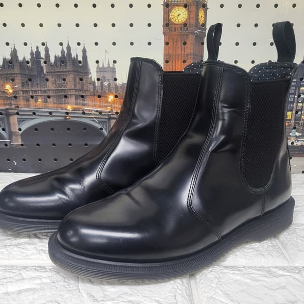 닥터마틴 플로랄 여성 첼시부츠 250 공용  SE12