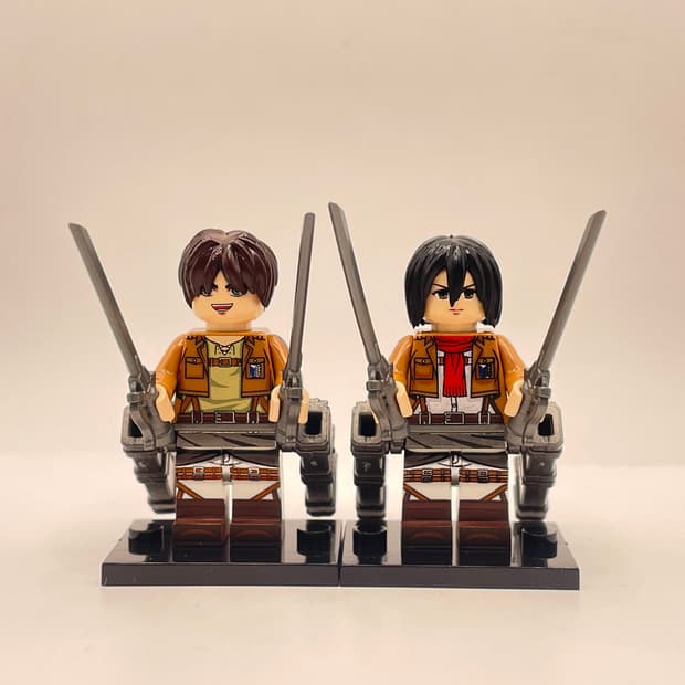 진격의 거인 피규어 2종