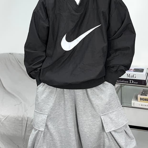 나이키 블랙 빅로고 웜업 L