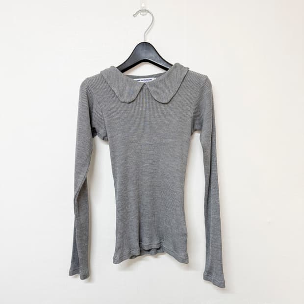 꼼데가르송 라운드카라 실크 탑