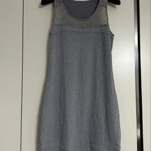 시슬리 슬리브리스 원피스