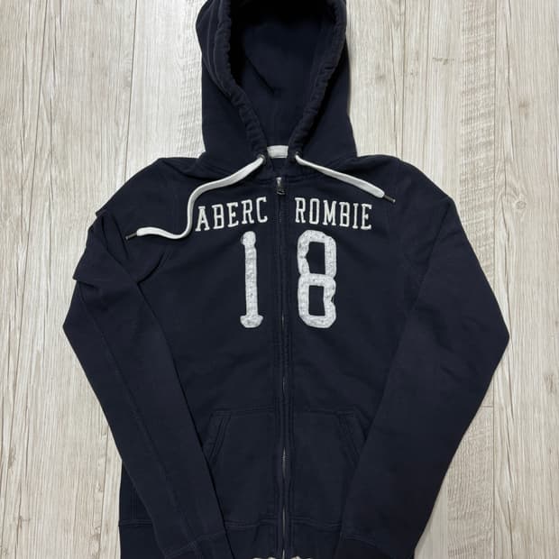 아베크롬비 딱붙핏 후드집업 네이비 s