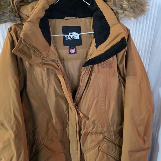 노스페이스 거위털패딩 