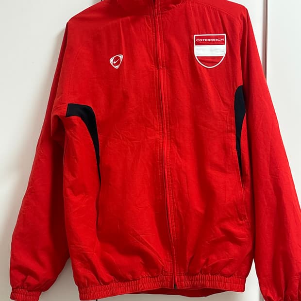 나이키 오스트리아 국대 바람막이 XL