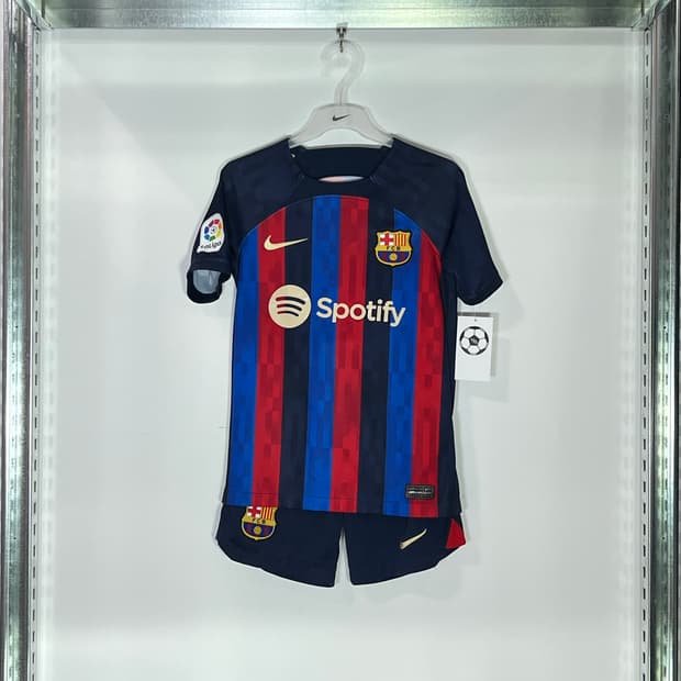 나이키 22-23 FC 바르셀로나 홈 로베르트 레반도프스키 (상하의세트)