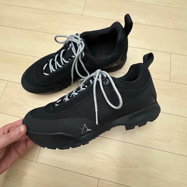 ROA CINGINO 로아 친기노 블랙 42