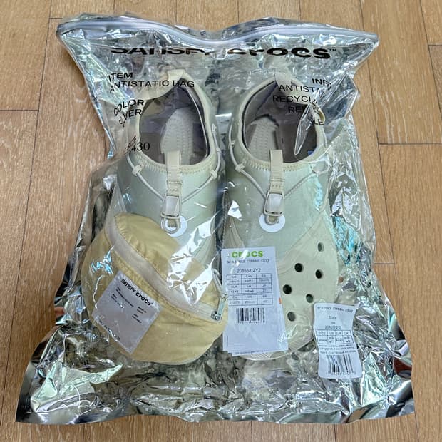 새티스파이 크록스 클래식 클로그 본