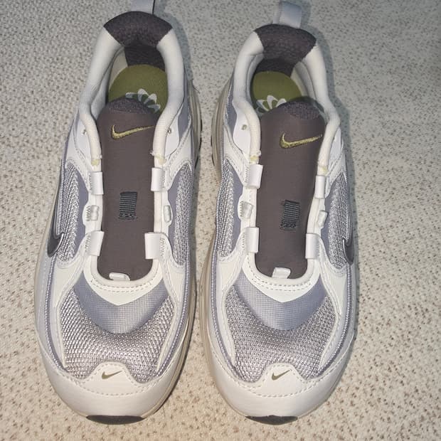 나이키 에어맥스 블리스 넥스트 네이쳐 울프 그레이 DZ4707-001