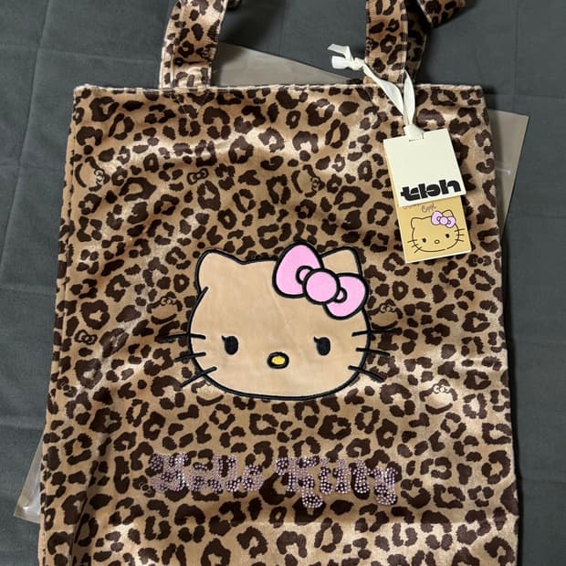 tbh 키티 레오파드 숄더백 (새상품 포장,택ㅇ)