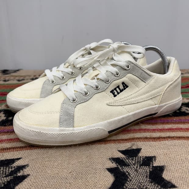 필라 FILA 캔버스 스니커즈 240 X02005