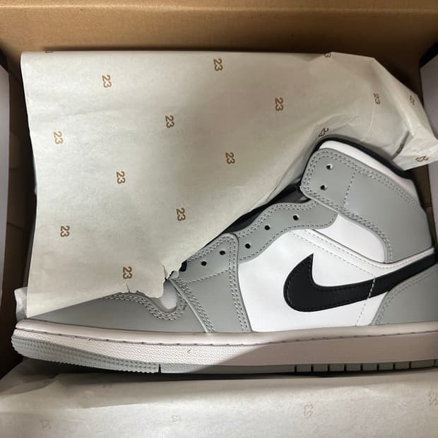 나이키 조던1 스모크 그레이 265