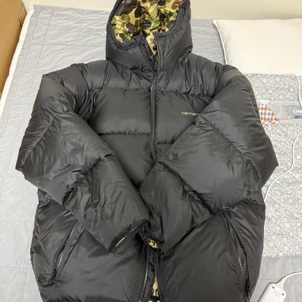 칼하트 WIP 패딩 카모 덕 토론토 자켓 그린 블랙 카모 덕 M