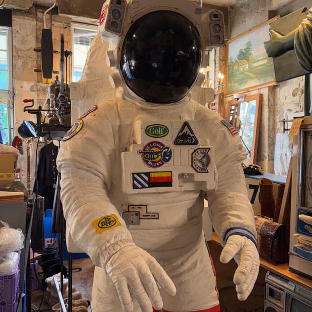 급처 2미터 대형 우주인 조형물