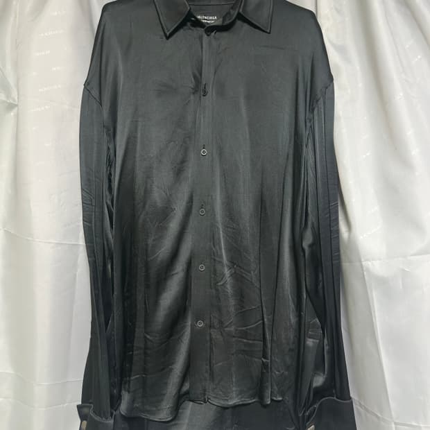 발렌시아가 이브닝 셔츠 블랙