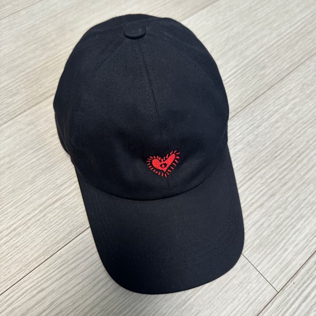 꼬르소꼬모 볼캡