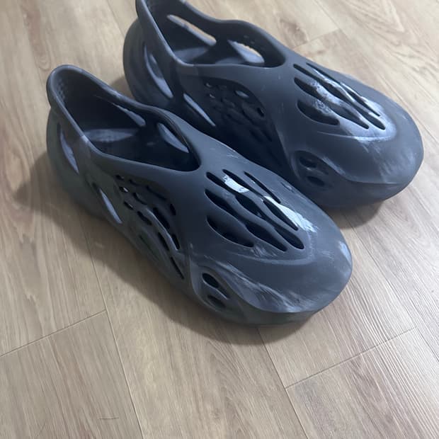 이지폼러너 믹스그래닛 275