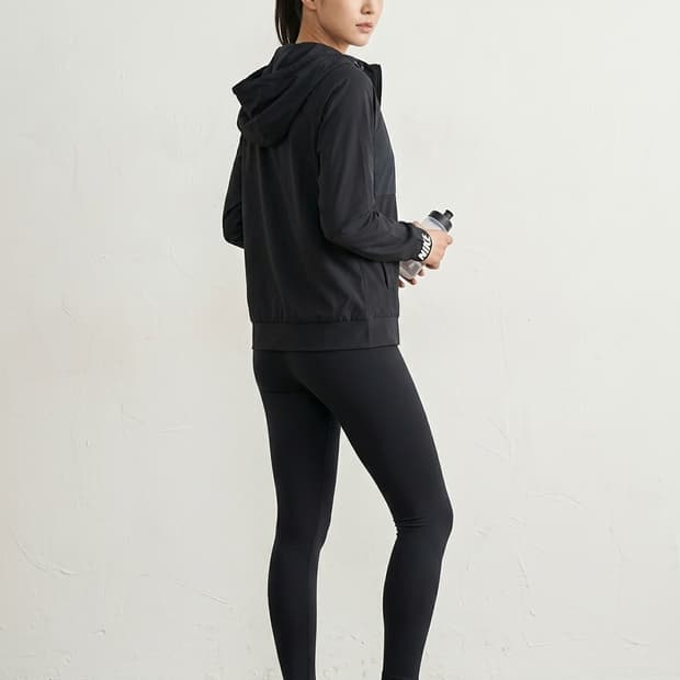 나이키 여성 후드 바람막이 블랙90