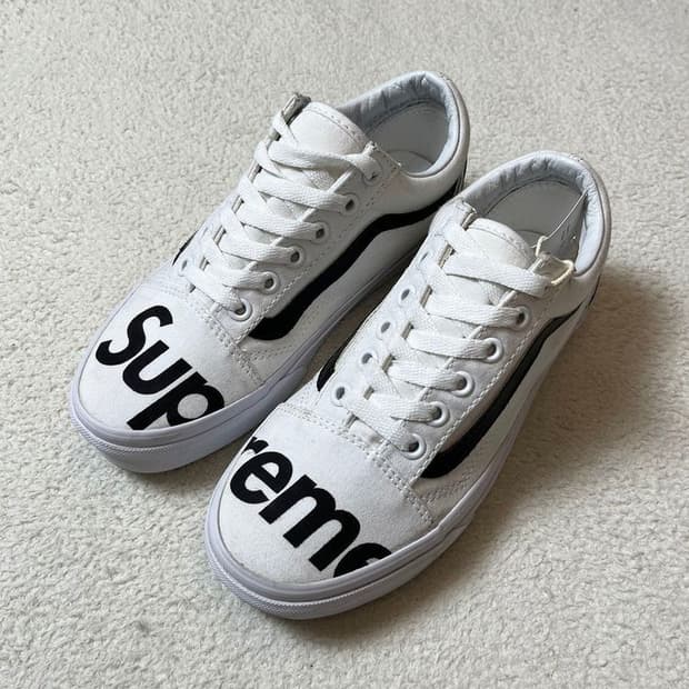 반스 올드스쿨 슈프림 커스텀 스니커즈 A1833