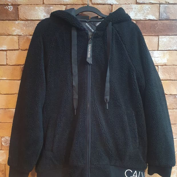 캘빈클라인 뽀글이후드집업