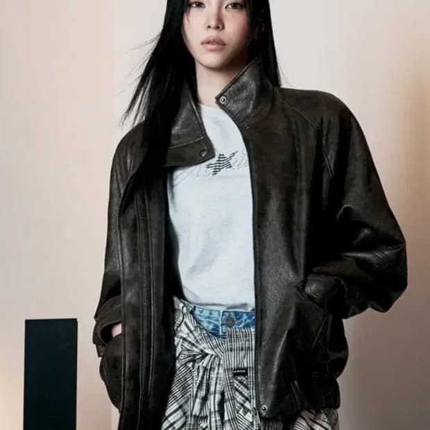 레이브 하이넥 레더자켓 브라운