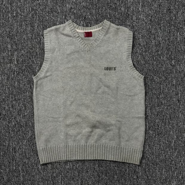 리바이스 루즈핏 스웨터 베스트