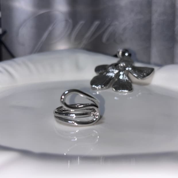 Unbalance twist ring 꼬임 트위스트 반지